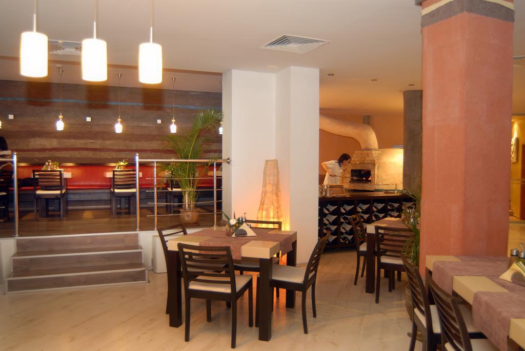 Hotel Luxor Burgas City Eksteriør billede